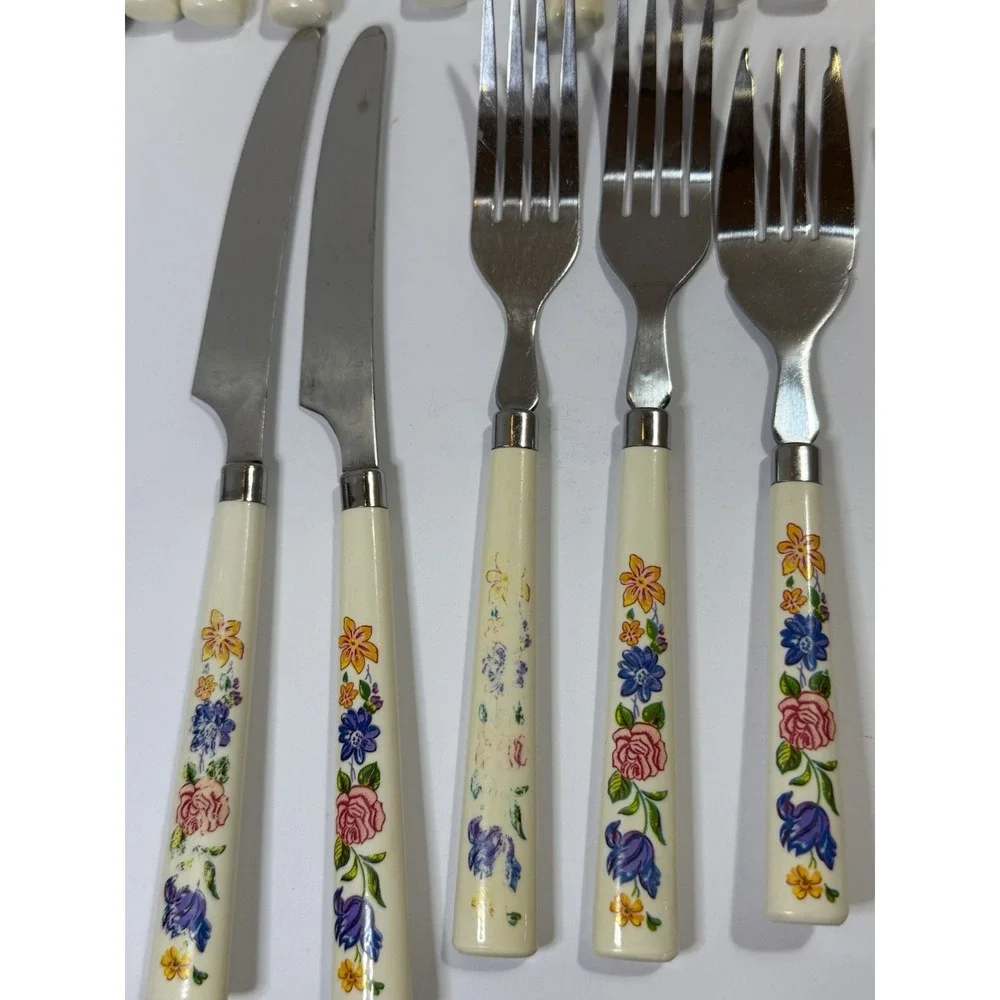1970's Floral Flatware